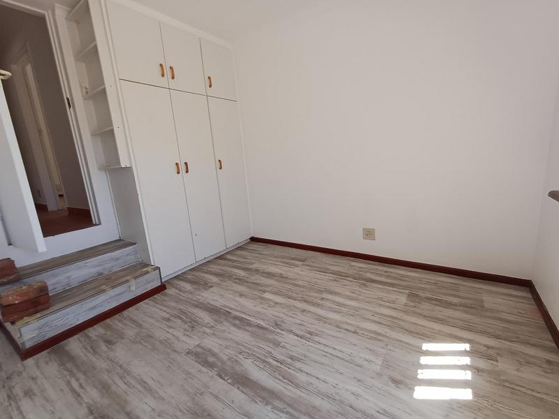 To Let 3 Bedroom Property for Rent in Protea Valley Western Cape